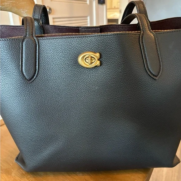 Coach Tote - Picture 2 of 11